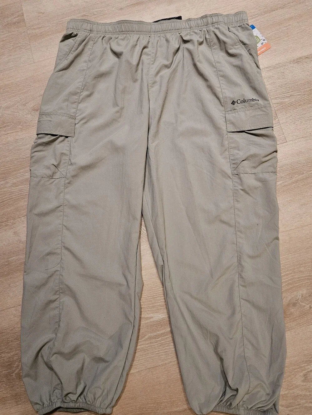COLUMBIA Omni Shield Green Parachute Pant Relaxed Fit Lightweight XXL NWT